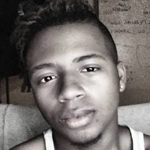 Meet your Posher, Ari